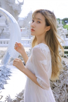 老木匠的三个女儿